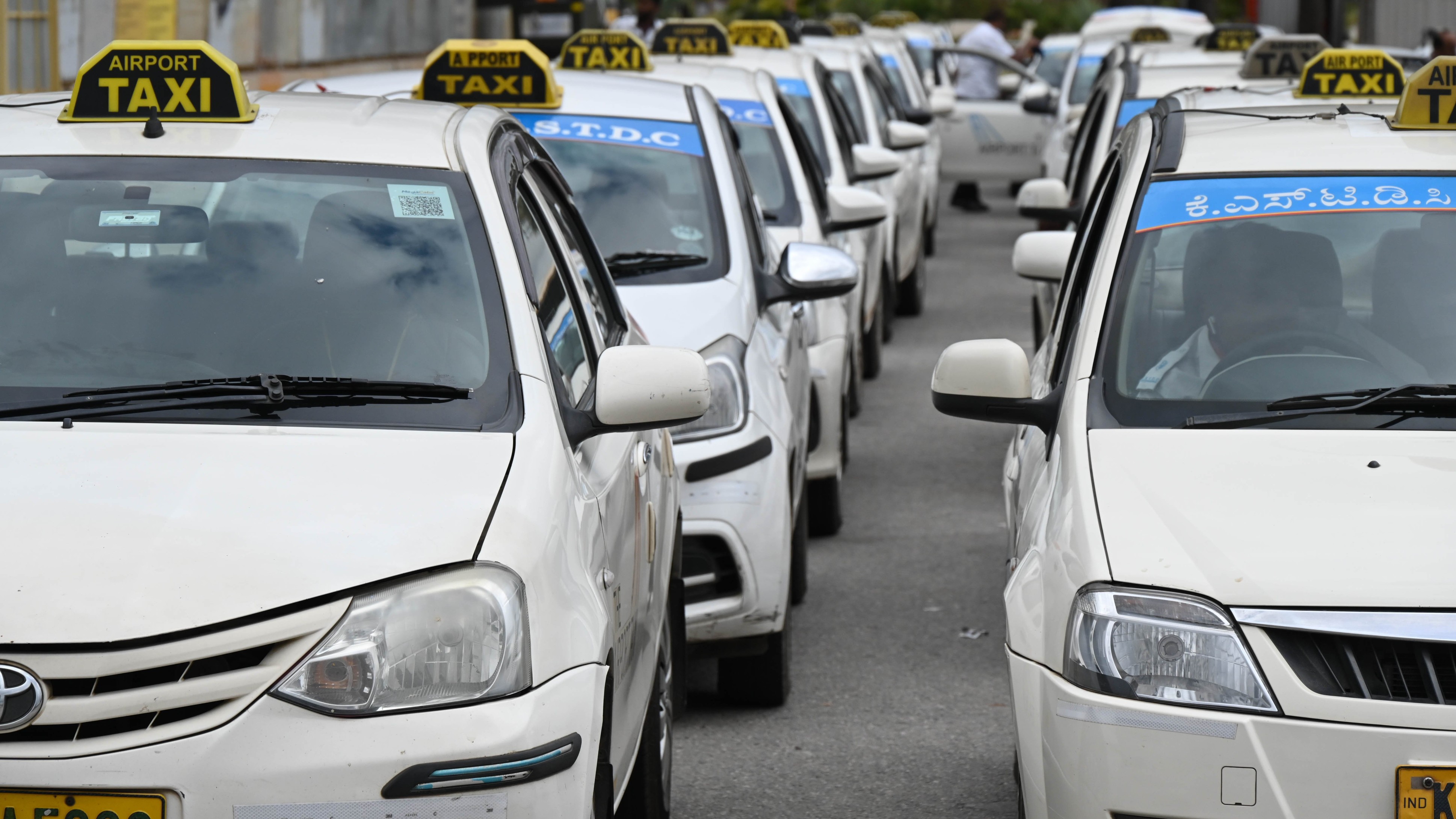 Harried flyers flag unruly cab drivers at Bengaluru's Kempegowda airport  