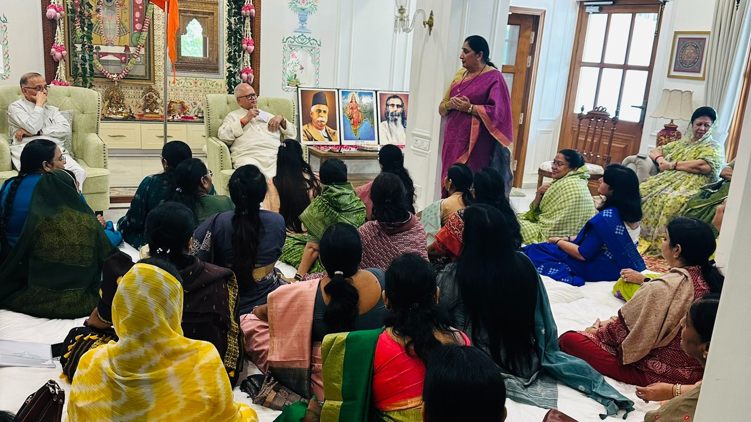 Sunetra Pawar's presence in RSS event raises political eyebrows, MP clarifies stand 