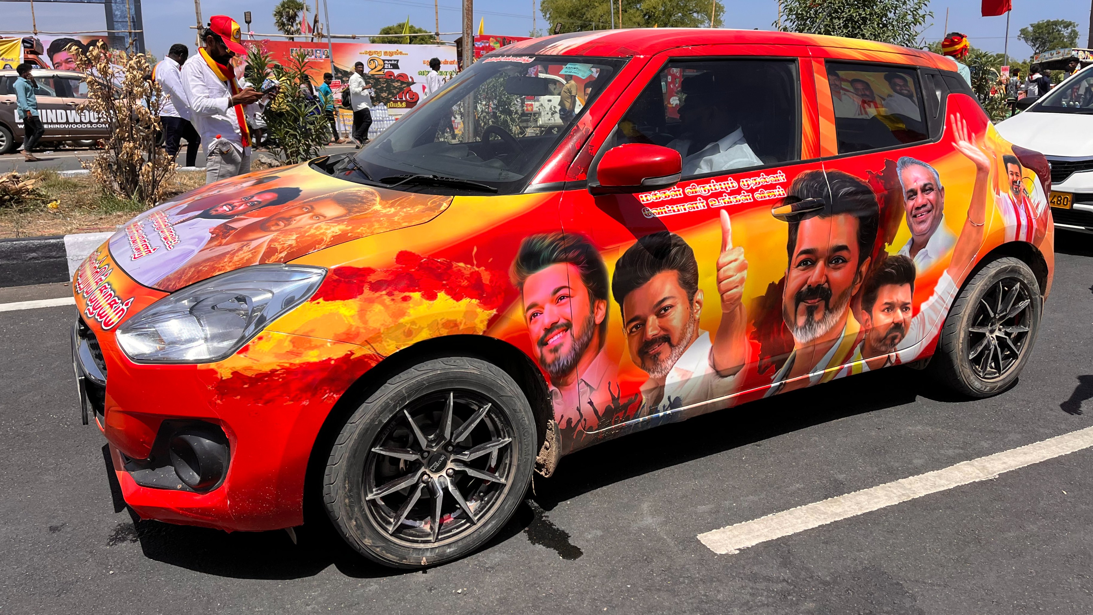 Vijay's rally: People throng Madurai-Thoothukudi highway for 'Thalapathi's TVK conference