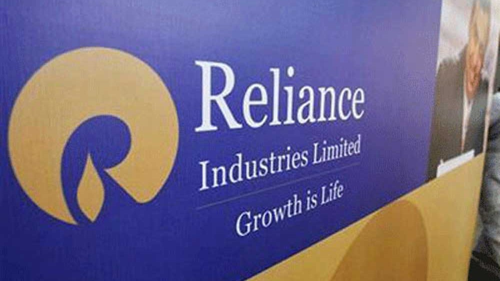 Market cap of eight top-10 firms jumps Rs 1.72 lakh crore, Reliance leads gains