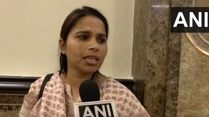 Pooja Pal accuses Akhilesh of shielding mafia, reiterates allegation of threat to life