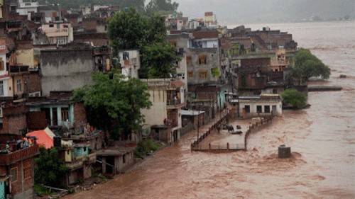 India shares flood warning with Pakistan on 'humanitarian grounds'