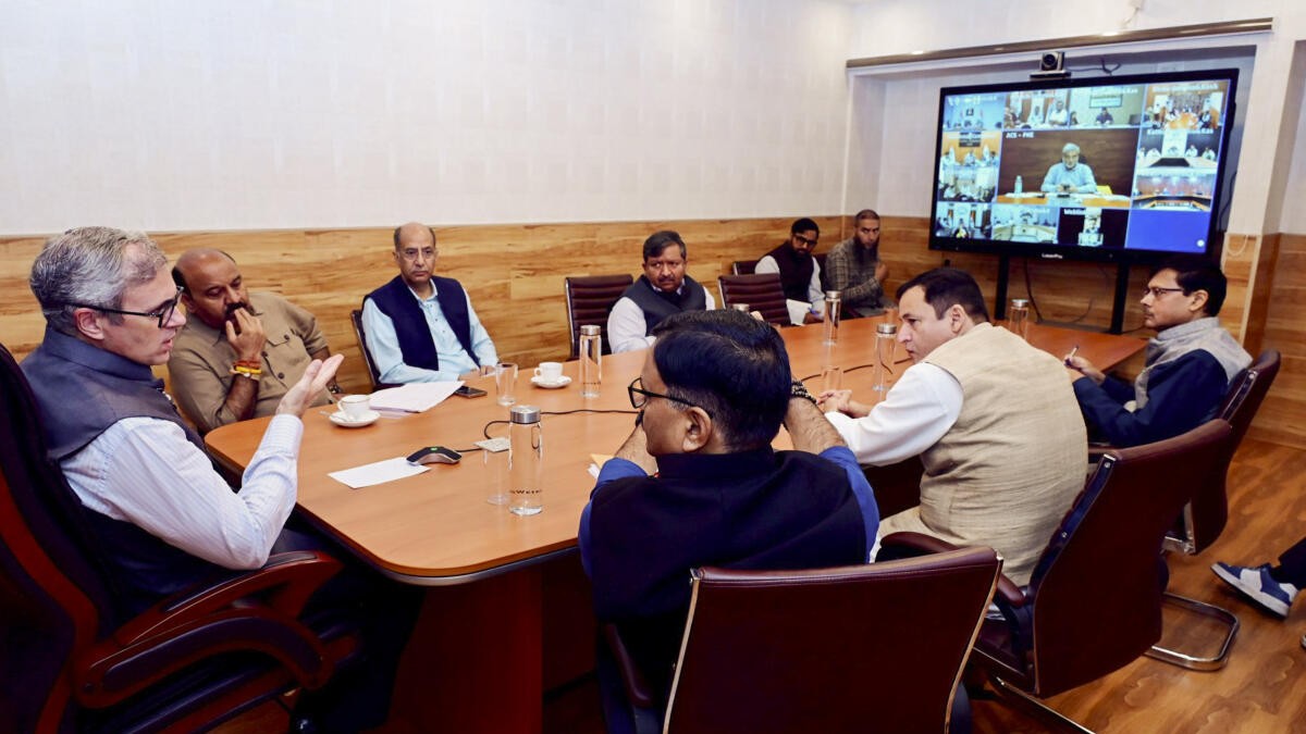 As flood situation turns dire in Jammu, Omar reviews mitigation measures