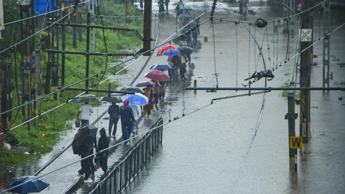Seven killed as rains pound Maharashtra