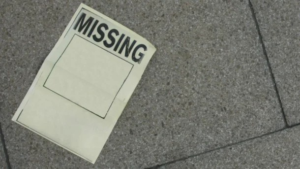 AI helps Pakistani woman reunite with her family after 17 years