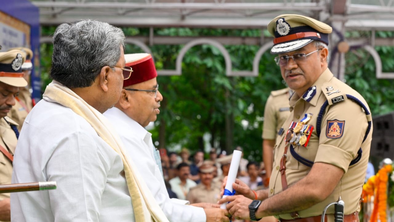Karnataka has leading police force in the country: Governor Thaawarchand Gehlot