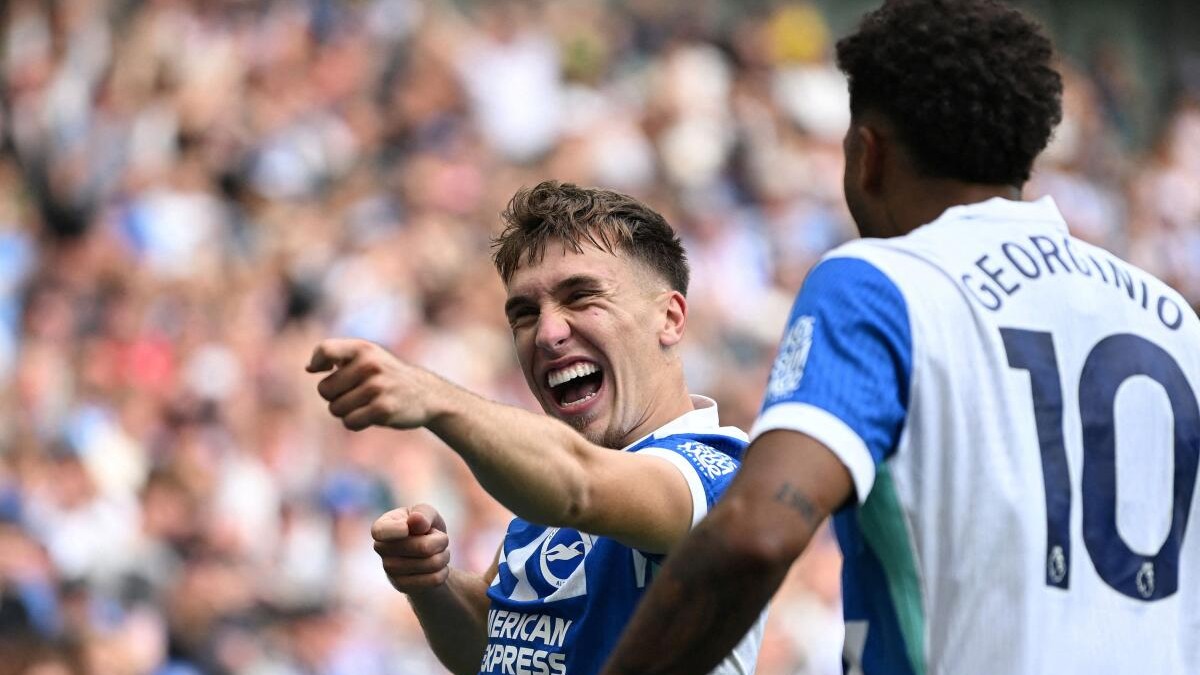 Brighton's Gruda grabs last-gasp winner to sink Man City 2-1