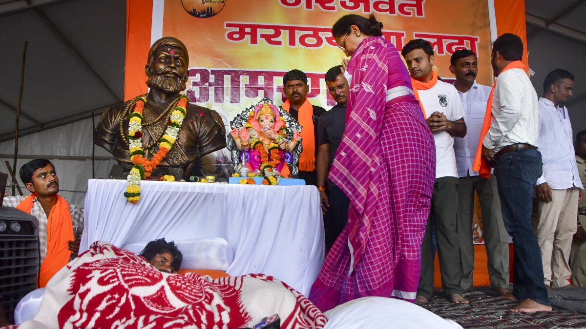 Maratha quota stir: Protestors gherao Supriya Sule, attack her vehicle with bottles at Azad Maidan