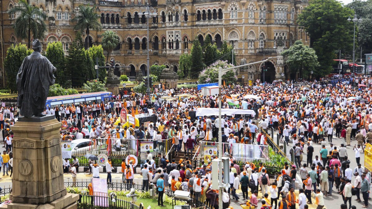 Maratha protest affecting business, traders seek govt's intervention