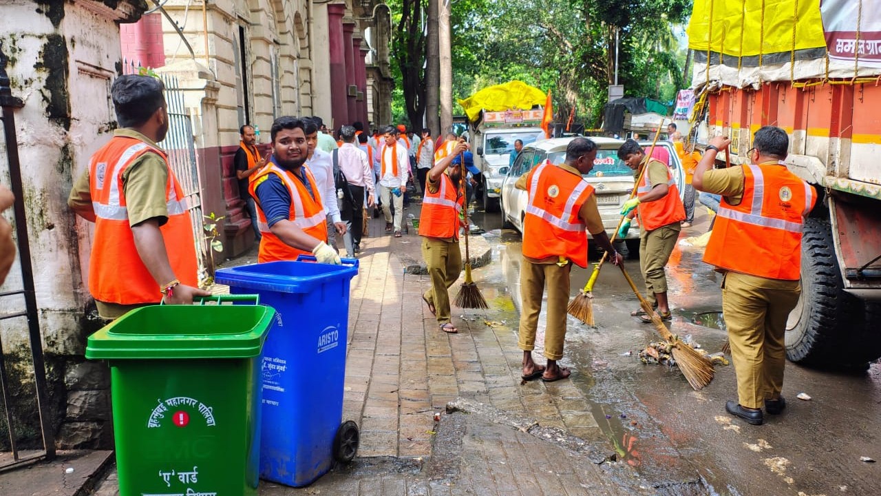Over 125 tonnes of garbage collected during 5-day-long Maratha quota protest at Azad Maidan