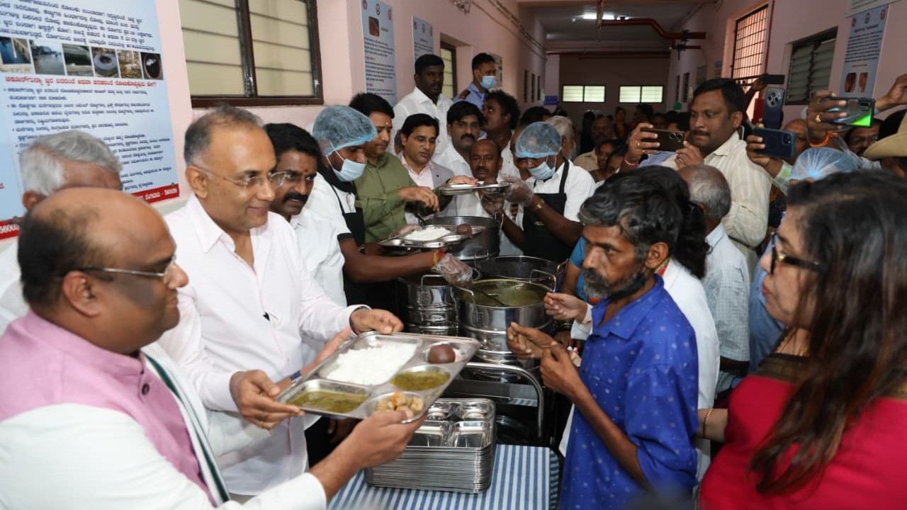 Patients at govt hospitals in Bengaluru to get ISKCON-cooked meals   