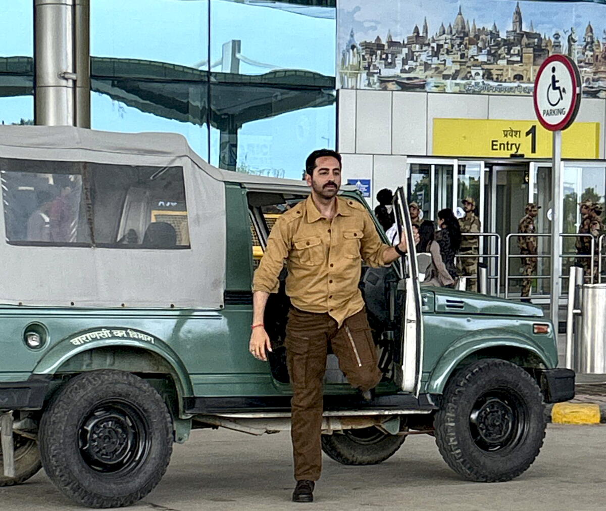 Bollywood actor Ayushmann Khurrana during shooting of a film, in Prayagraj.