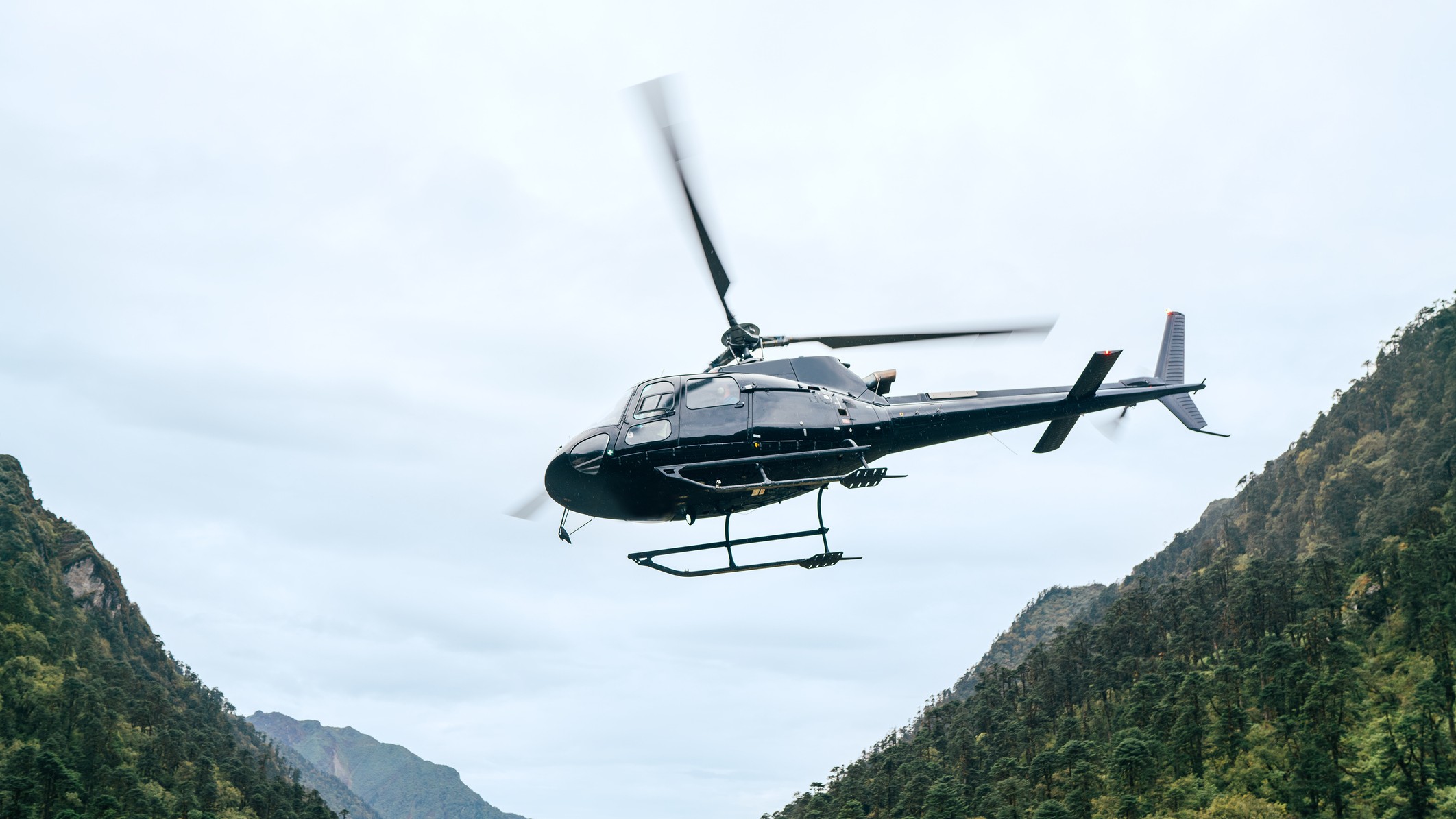 Indonesia: Chopper with 8 on board, including Indian, was seen emitting smoke before crashing