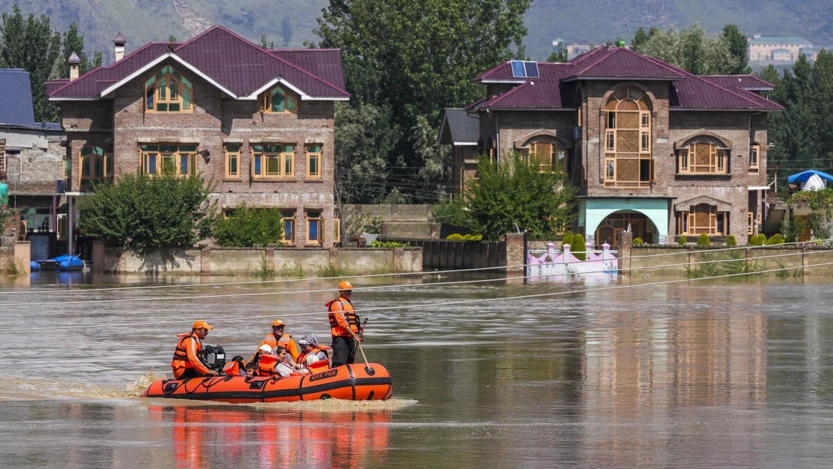 Floods damage 110 km of international border fence, 90 BSF posts in Punjab, Jammu