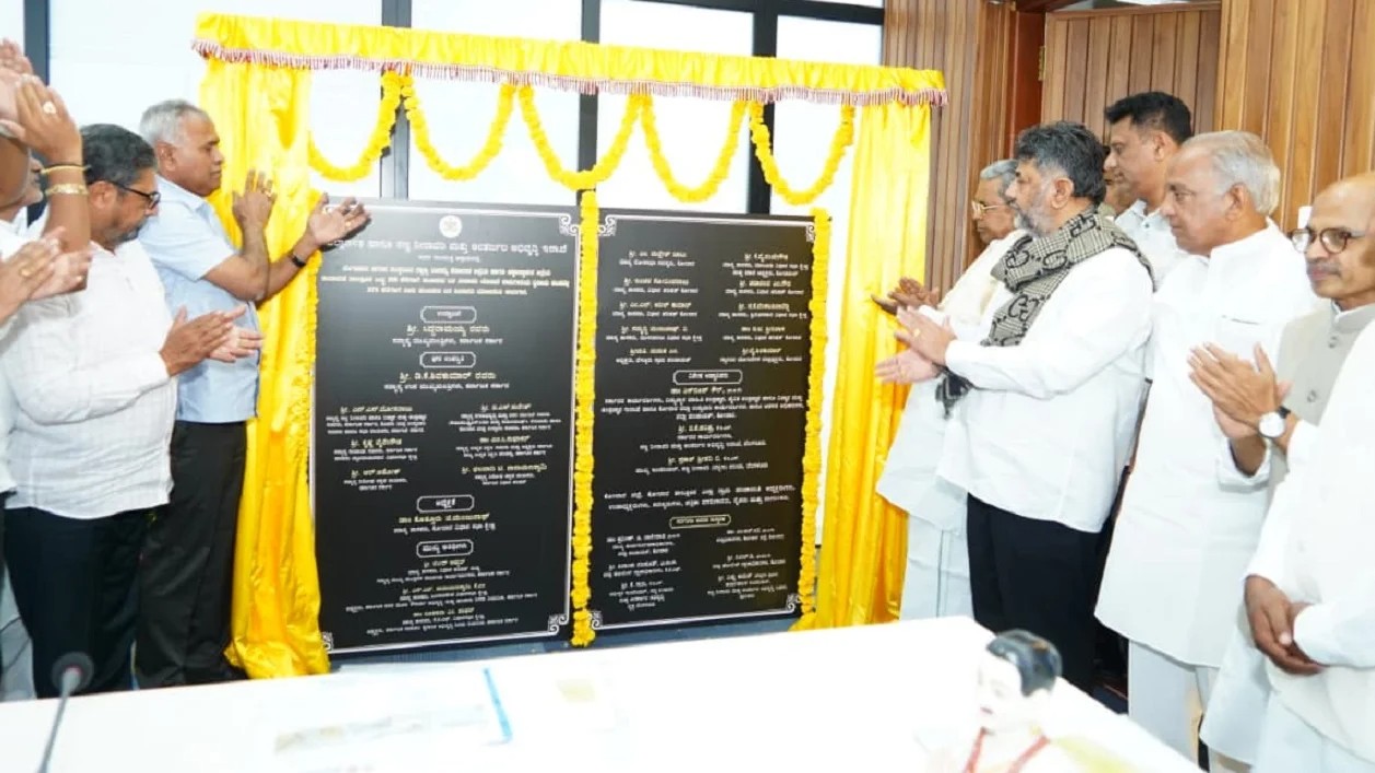 Karnataka CM Siddaramaiah launches KC Valley phase II project to fill 30 lakes in Kolar