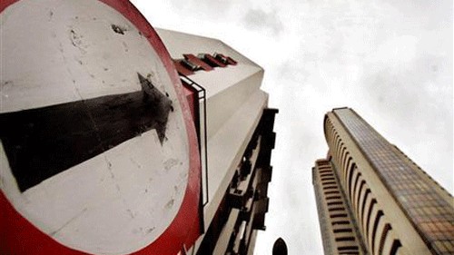Sensex, Nifty end flat after volatile trade; auto, oil stocks gain, IT drags