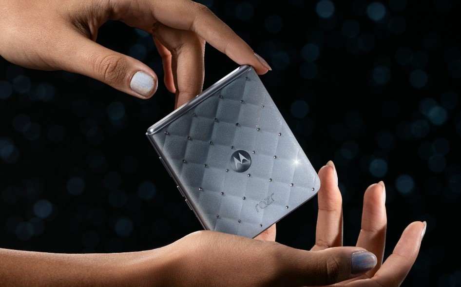 Motorola Razr 60 Swarovski Edition.