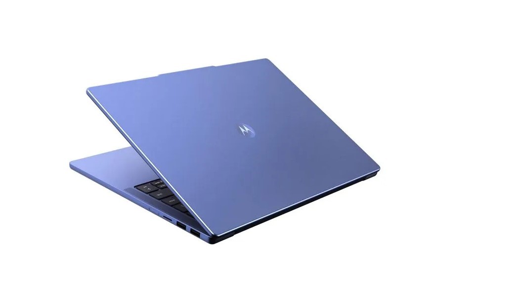 Gadgets Weekly: Motorola Moto Book 60 Pro and more