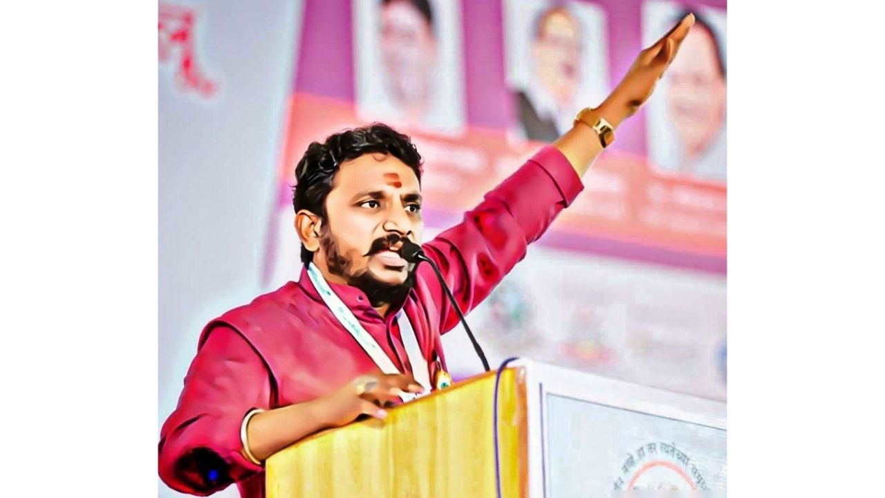 NCP MLC withdraws tweet against IPS officer Anjana Krishna, apologises