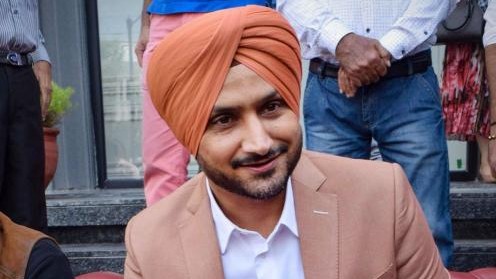 Harbhajan Singh pitches in with relief work in flood-hit Punjab