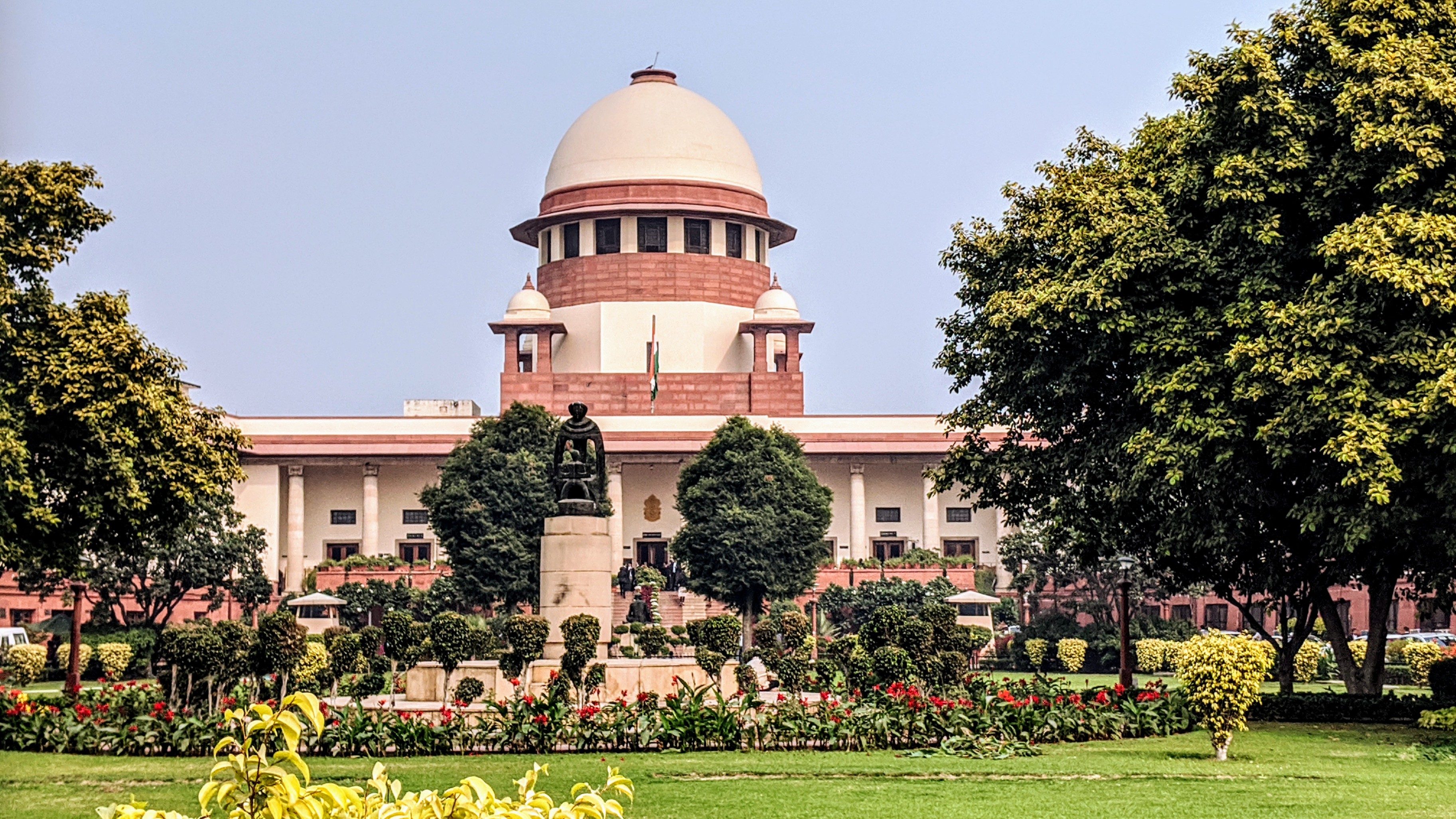 Supreme Court Upholds Validity of Waqf Declaration for Protected Monuments
