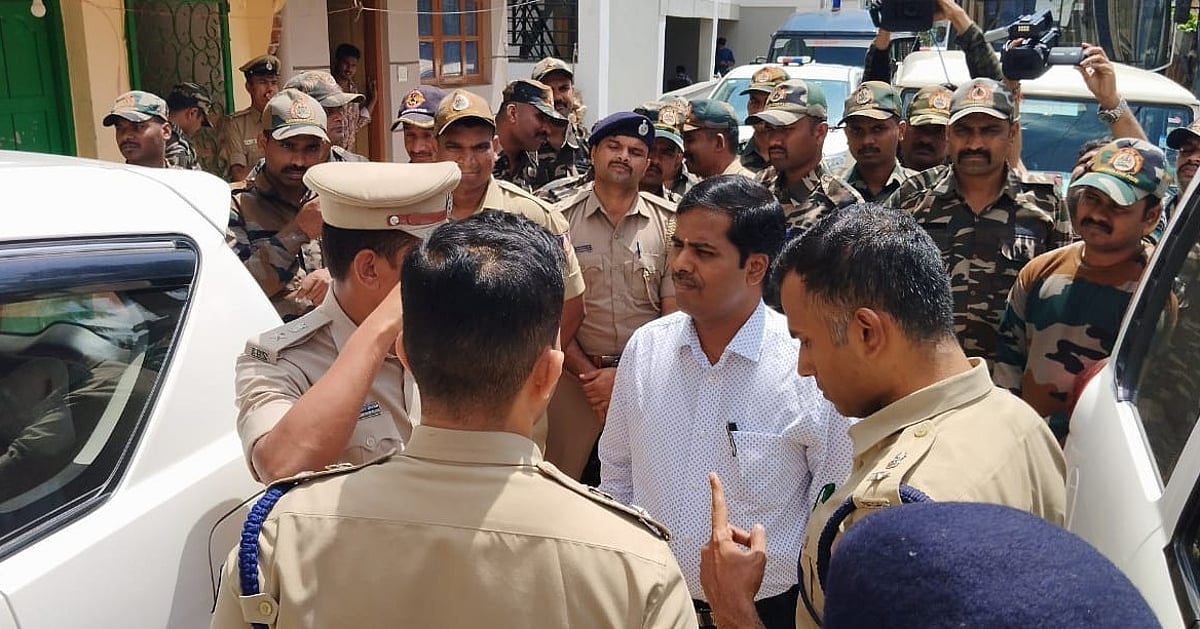 Maddur Bandh: Shops Shut, Police Step Up Security After Stone-Pelting Incident