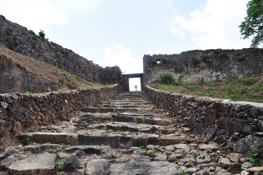 A gateway to Kavaledurga fort.