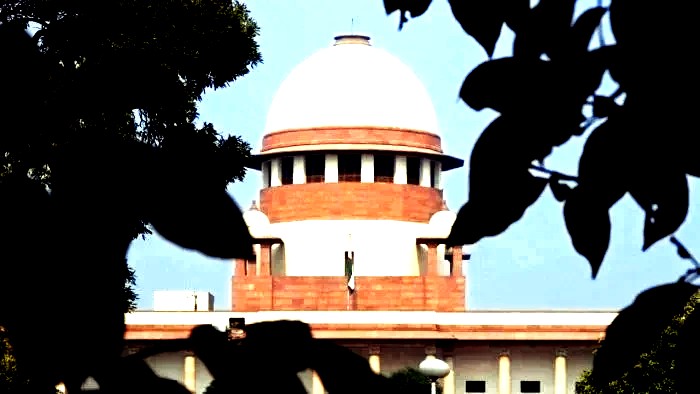 'Those who investigate must also be probed': Supreme Court orders FIR against ex-Delhi top cop