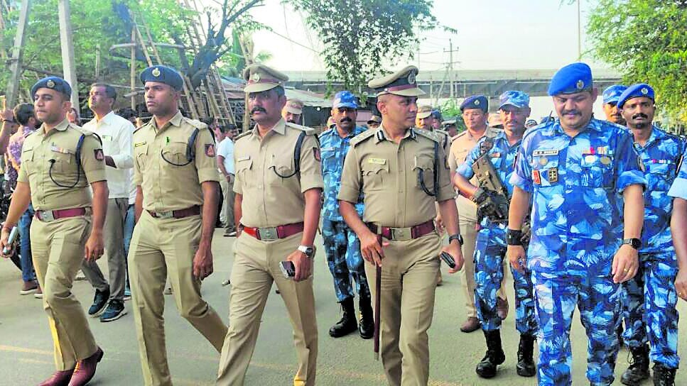 Maddur: Mass Ganesha idol procession begins amid tight police security