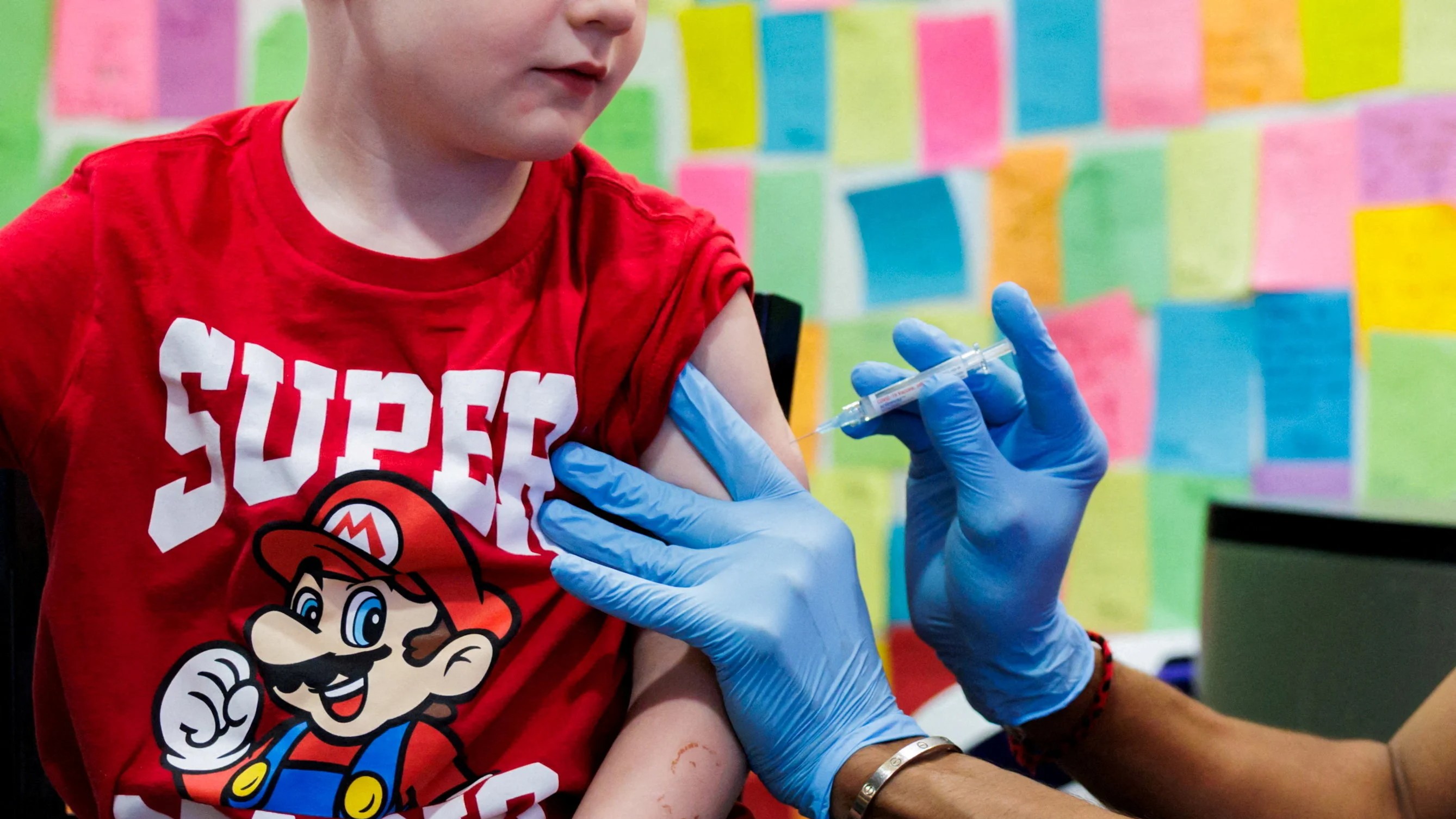 Trump officials to link child deaths to Covid shots