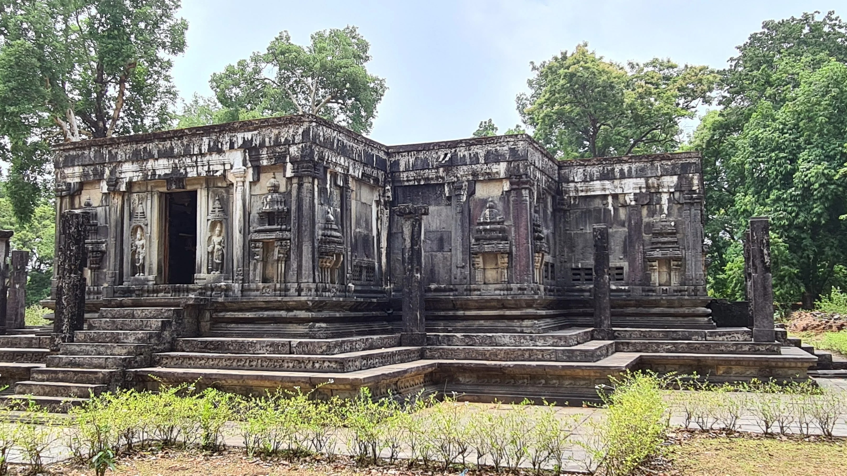Sharavathi power project will destroy protected monuments: Activists
