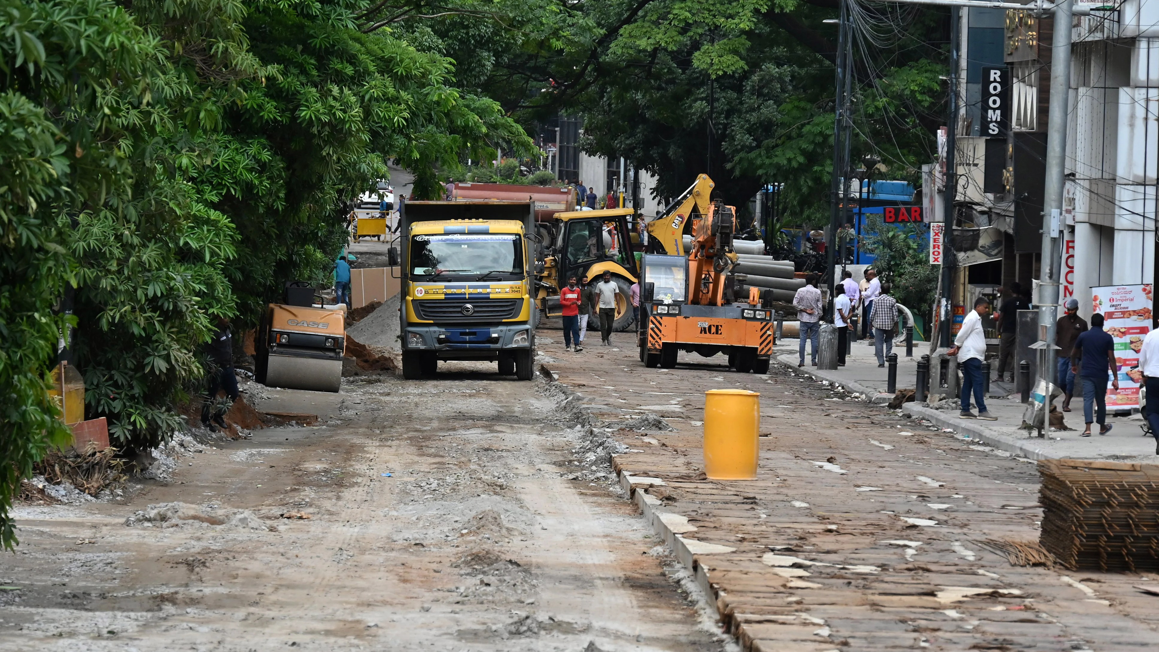 BJP cries foul as Karnataka govt promises Rs 1,100 crore for Bengaluru roads