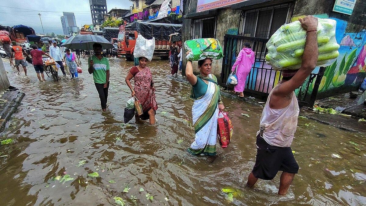 Monsoon Rains Maharashtra: 3 Dead, 120 Evacuated as Floods Hit Districts