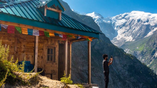 Choose slopes, not cliffs: Environmentalist on building structures in hills