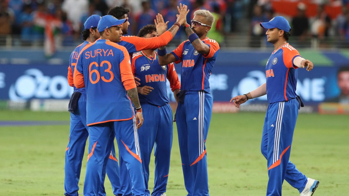 From 358cr to 579cr! Days after Dream11's exit, Apollo Tyres  takes over as Team India's jersey sponsor