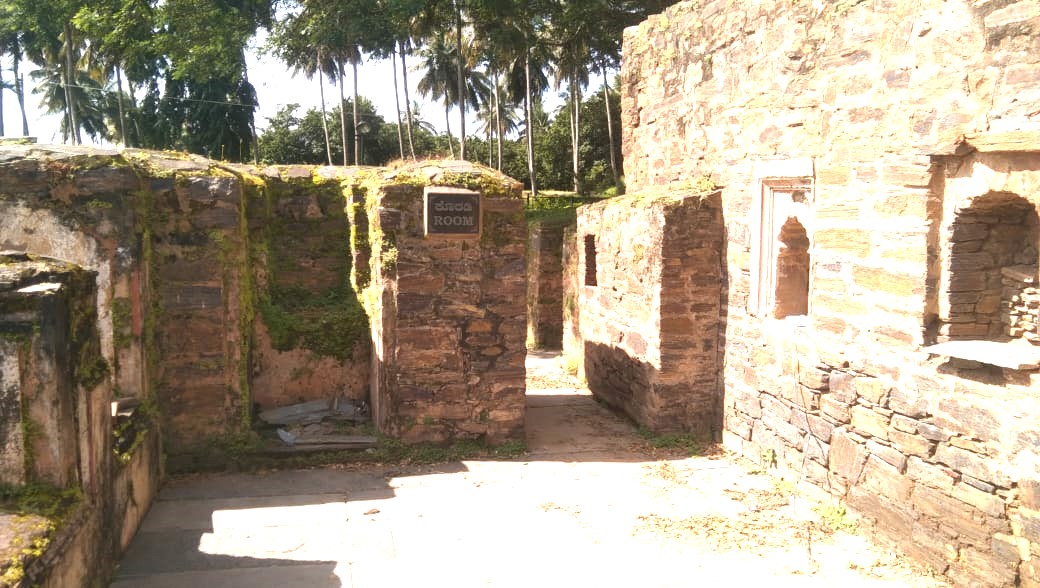 The Kittur palace ruins.