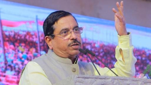 Pralhad Joshi targets Rahul Gandhi over silence on Malur seat controversy