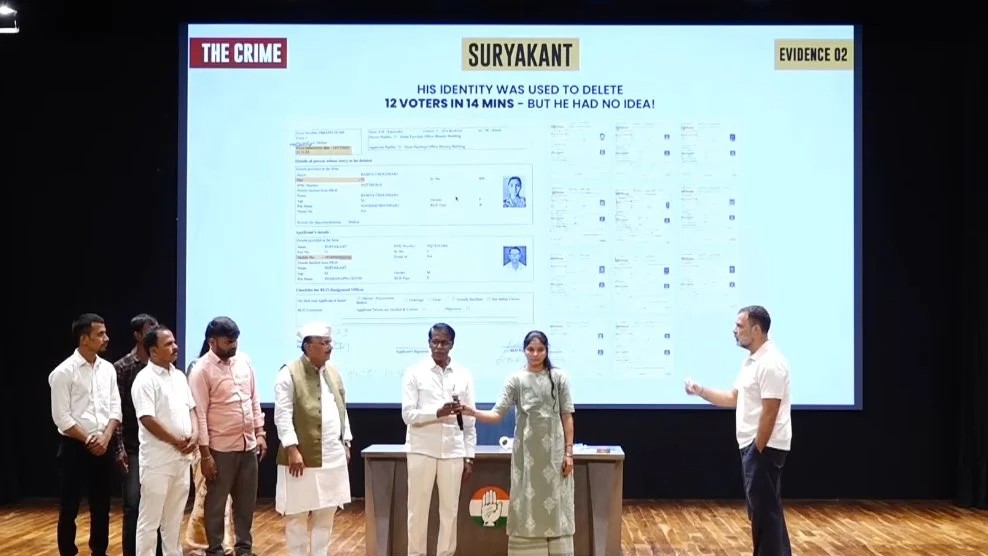 'H bomb coming': Karnataka's Aland vote deletion to EC blocking CID probe, Rahul drops fresh charges