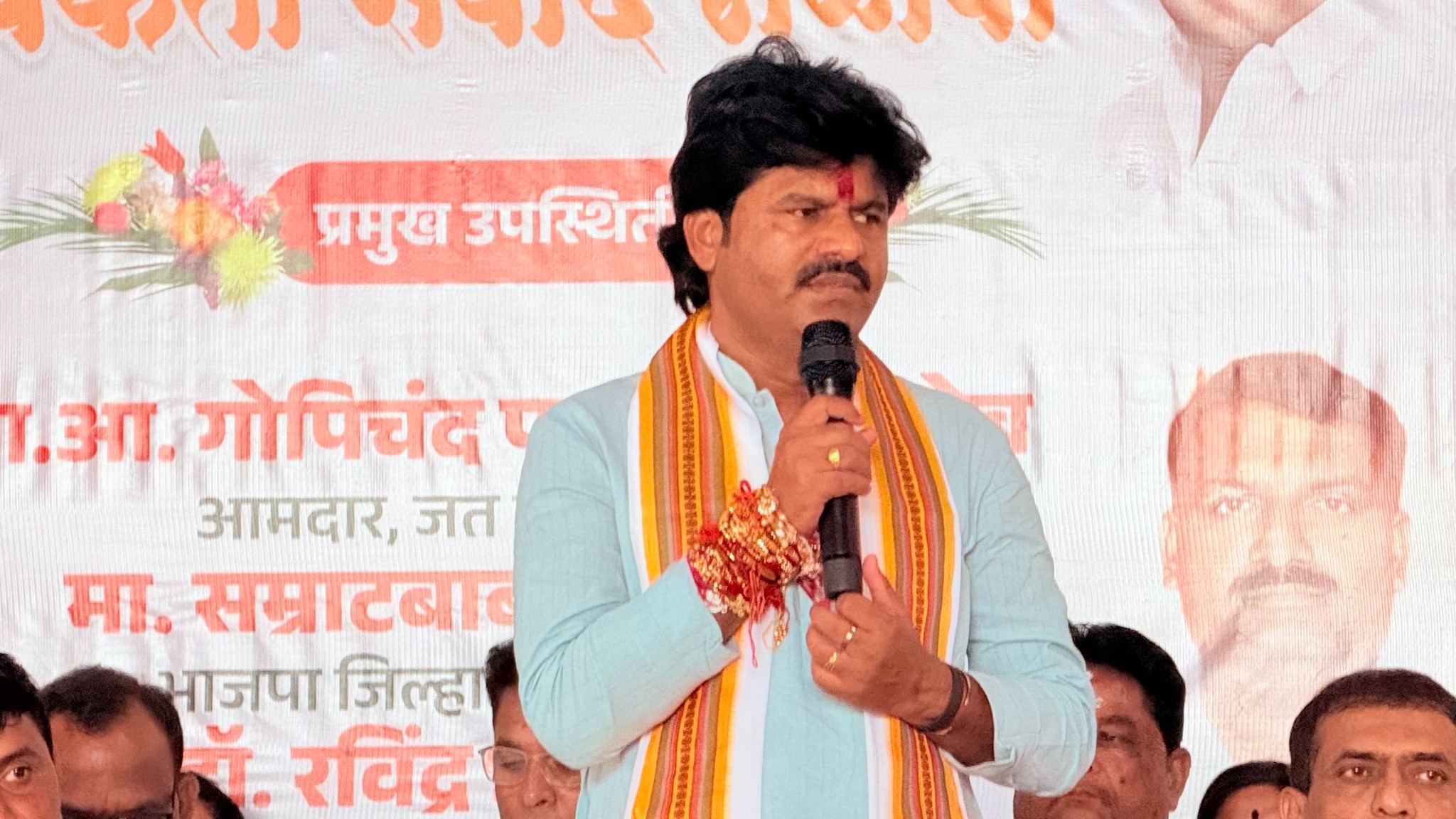 BJP MLA Gopichand Padalkar targets Sharad Pawar over EVM row