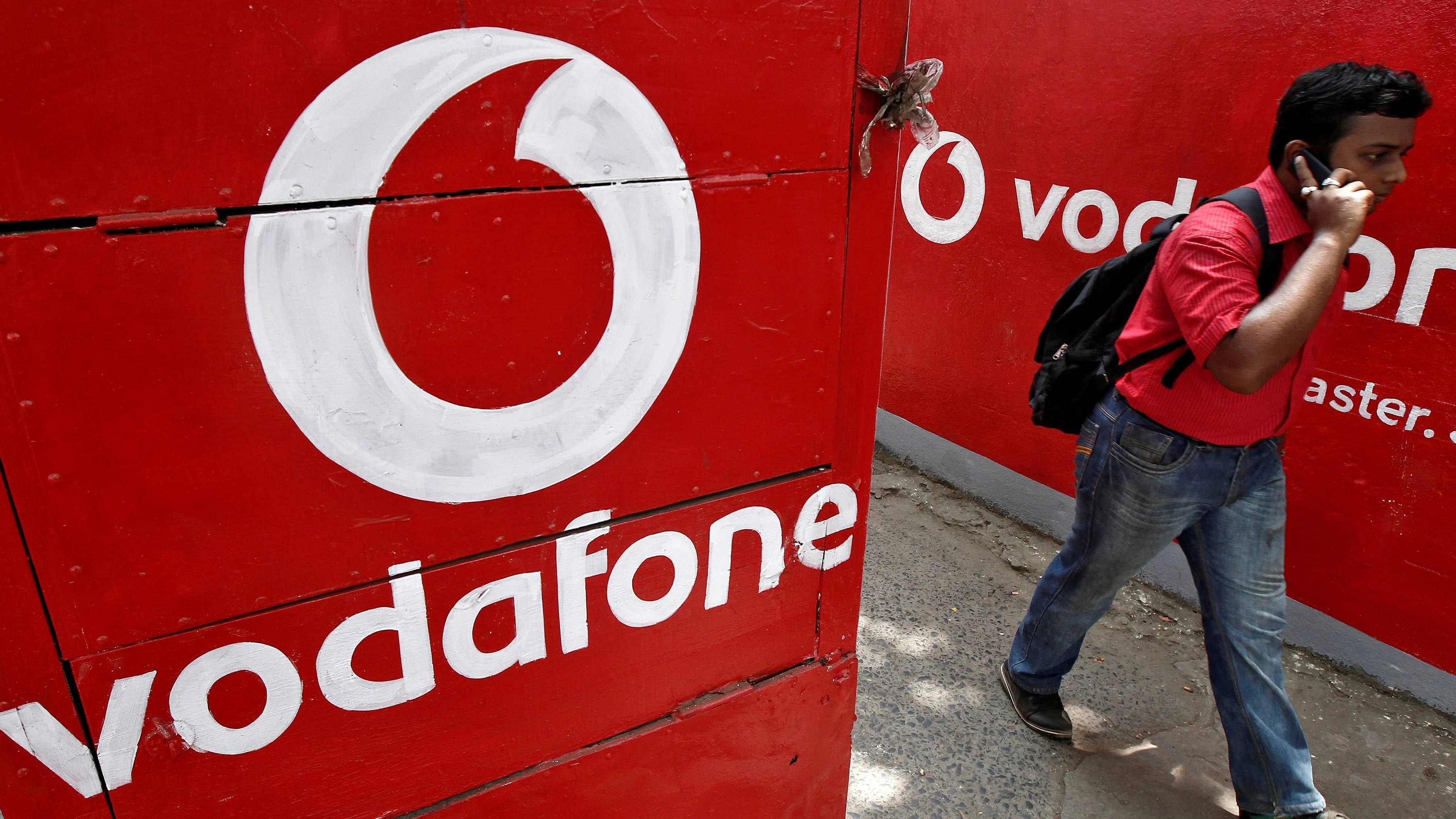 Supreme Court to examine on September 26 Vodafone plea for quashing additional AGR