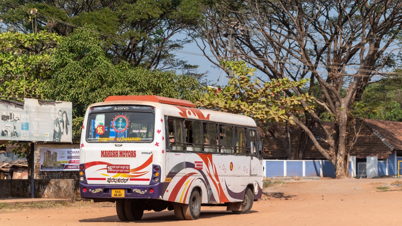 Bengaluru: Bus runs over meat shop owner near Kanteerava Stadium