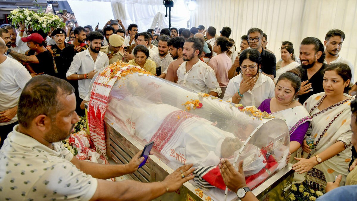 Fans turn out in droves to bid one last farewell to Zubeen Garg at Guwahati stadium