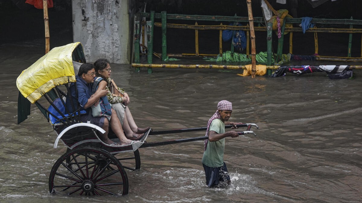 Ten dead as torrential rain paralyses Kolkata; transport, schools hit, Puja holidays advanced