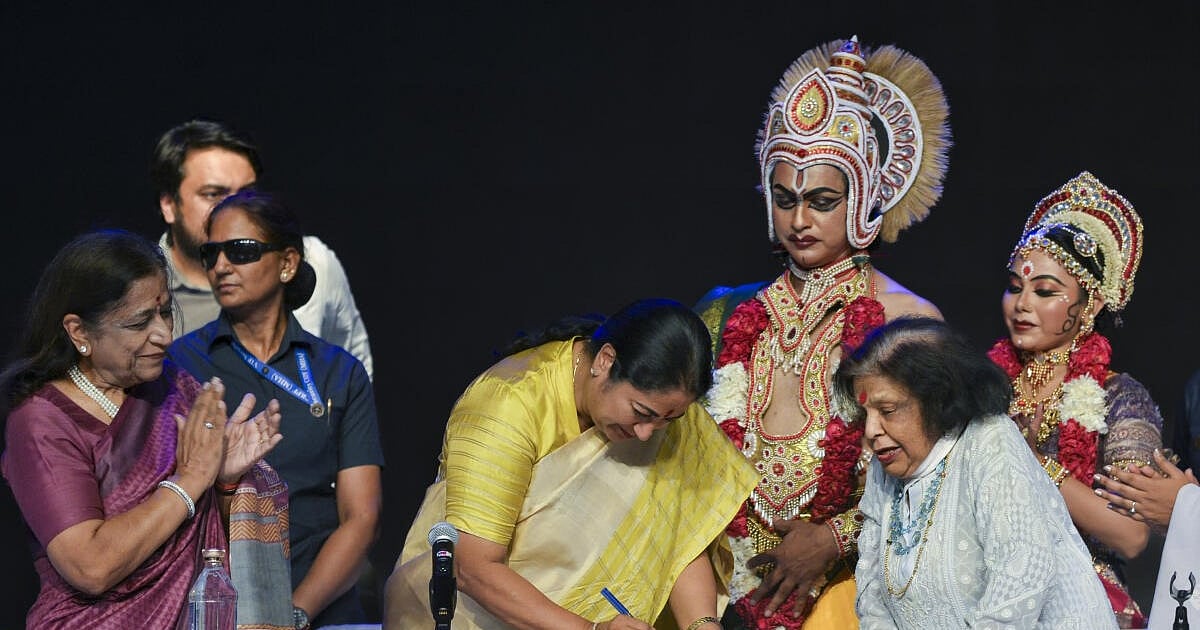 'Ram rajya should come in Delhi': CM Rekha Gupta allows Durga Puja ...