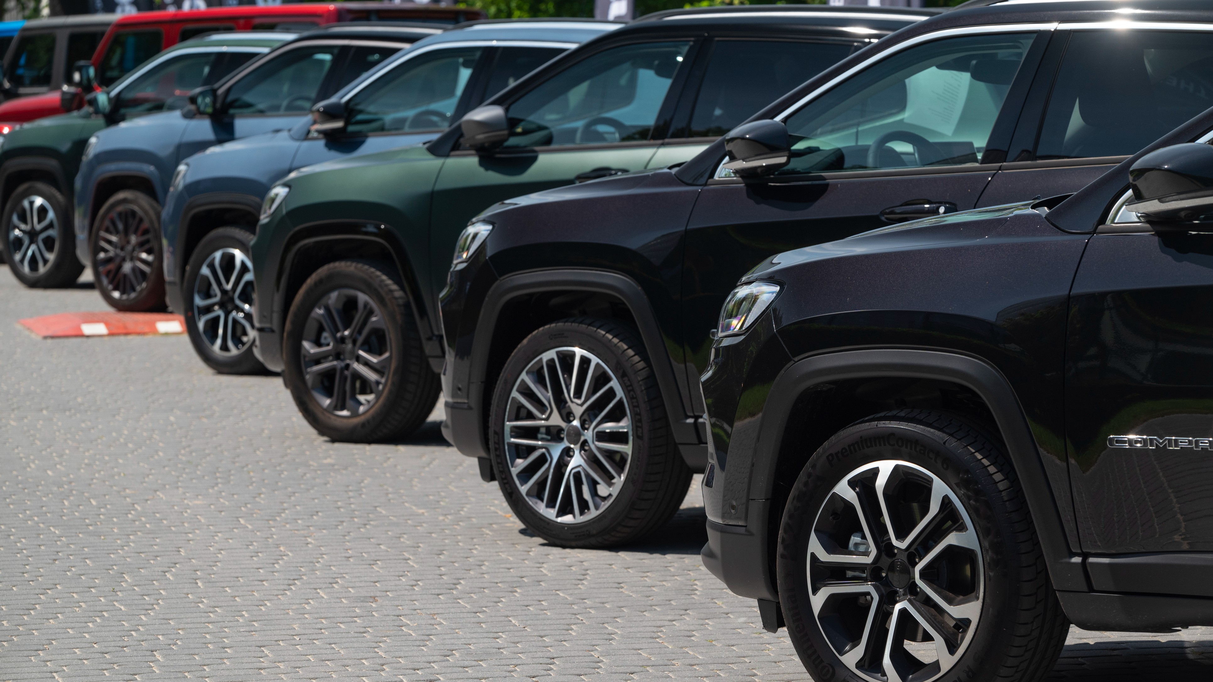 Auto sales roar as GST 2.0 cuts, Navratri spark record bookings