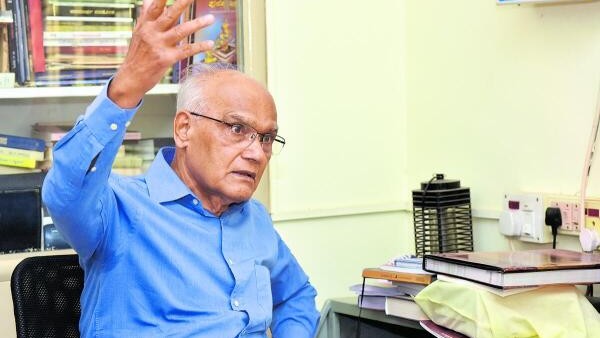 Mysuru: Kannada writers, dignitaries bid farewell, pay tribute to S L Bhyrappa