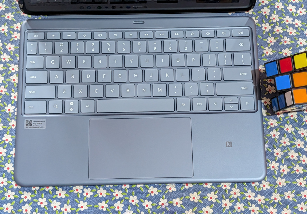 OnePlus Pad 3 with keyboard accessory.
