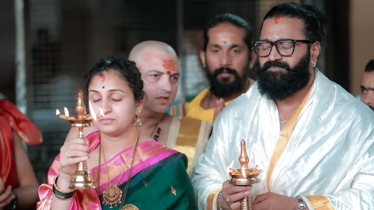 Rishab Shetty visits Kollur Mookambika Temple to celebrate 'Kantara Chapter 1' trailer success