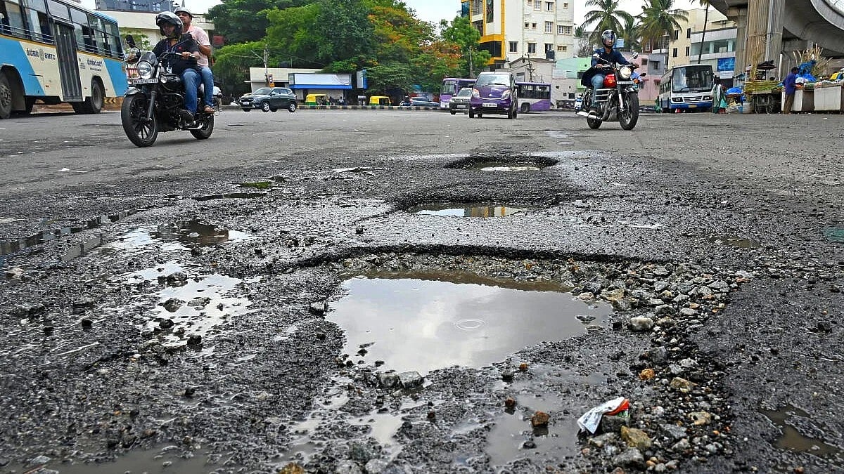 Pothole politics unabated: BJP's misrule led to this state of Bengaluru ...