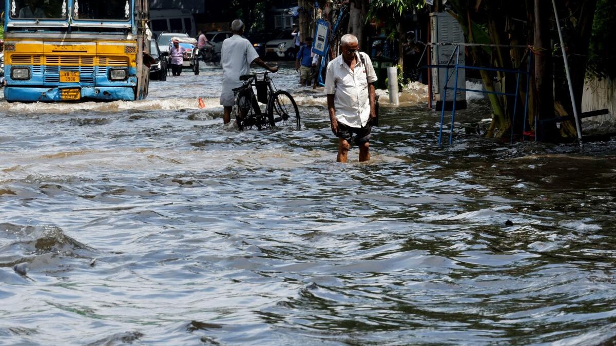 CESC to pay Rs 5 lakh to families of Kolkata deluge victims